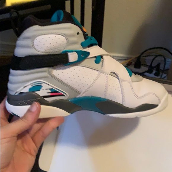Jordan 8’s South Beach Color Way Size 6.5Y - Picture 2 of 4